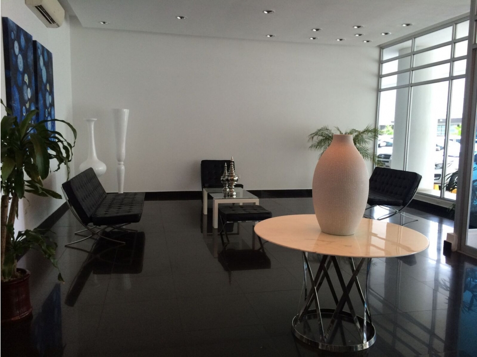 3-Bedroom Apartment in Costa del Este