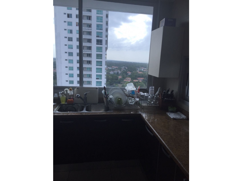 3-Bedroom Apartment in Costa del Este