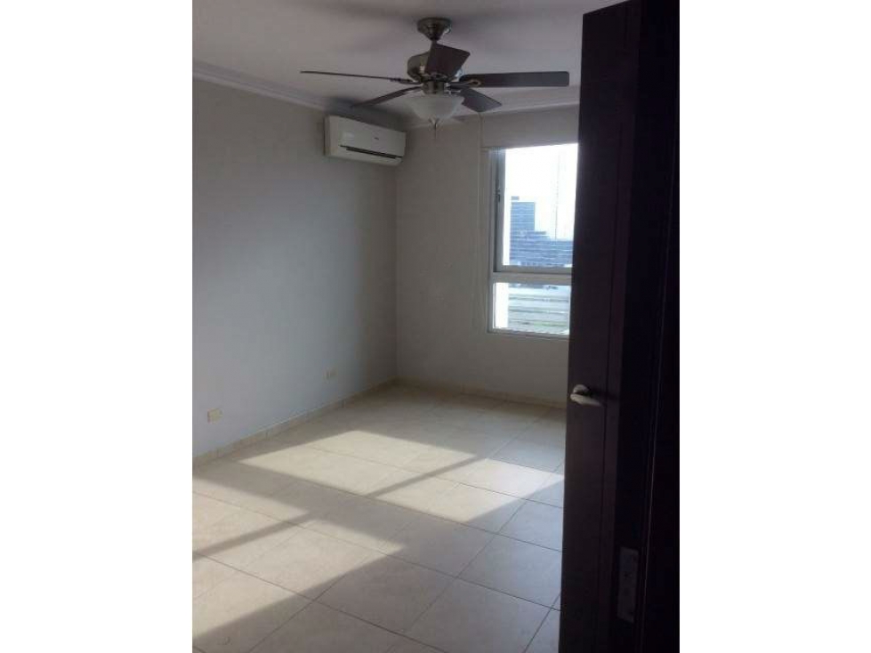 3-Bedroom Apartment in Costa del Este — foto 3