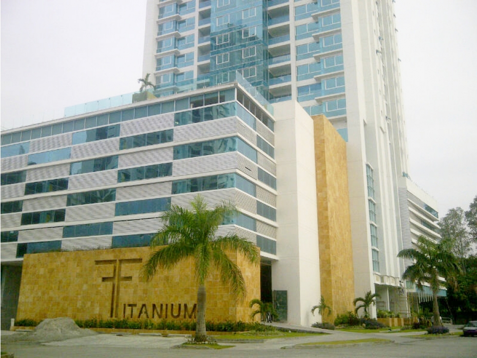 3-Bedroom Apartment in Costa del Este