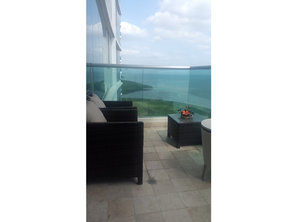 3-Bedroom Apartment in Costa del Este