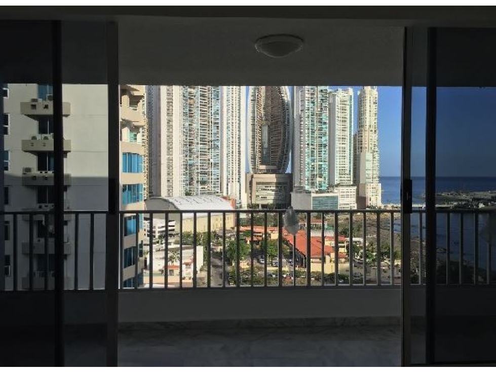 3-Bedroom Apartment in Punta Paitilla