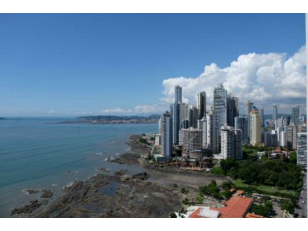 3-Bedroom Apartment in Punta Pacifica