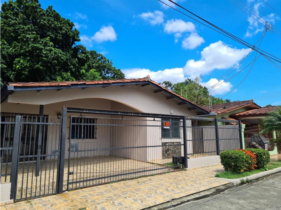 3-Bedroom House in Altos de Panamá