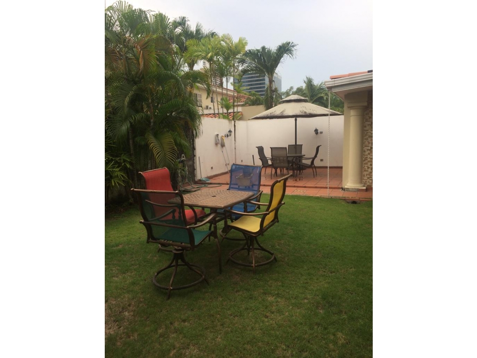 3-Bedroom House in Costa del Este
