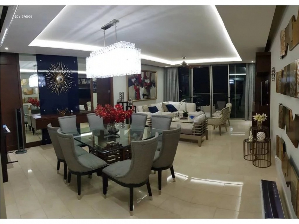 3-Bedroom House in Costa Sur - 2