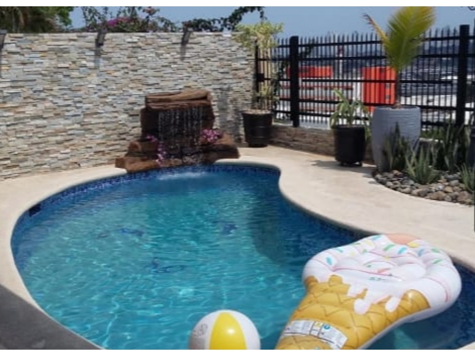 3-Bedroom House in Tumba Muerto