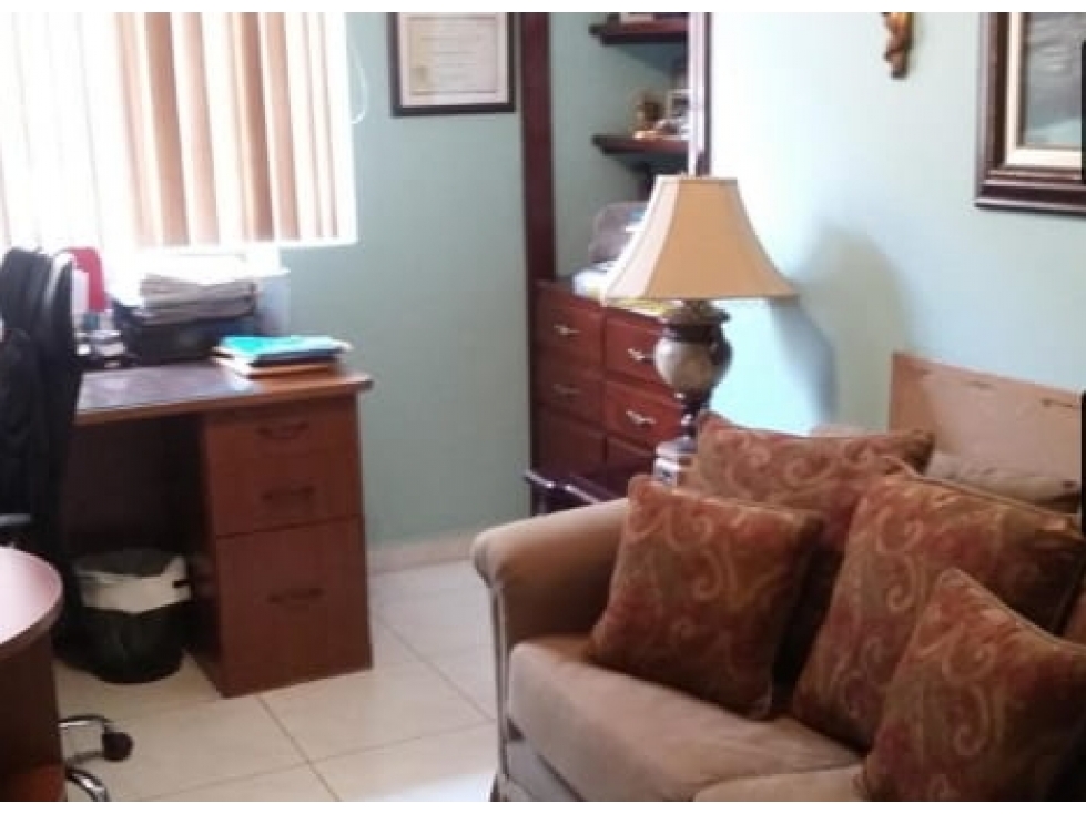 3-Bedroom House in Tumba Muerto — foto 4