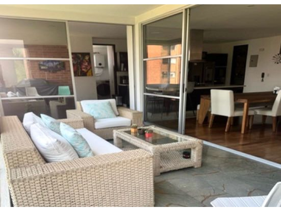 Venta apartamento con vista panorámica. El Poblado. Ud. Completa. — foto 2