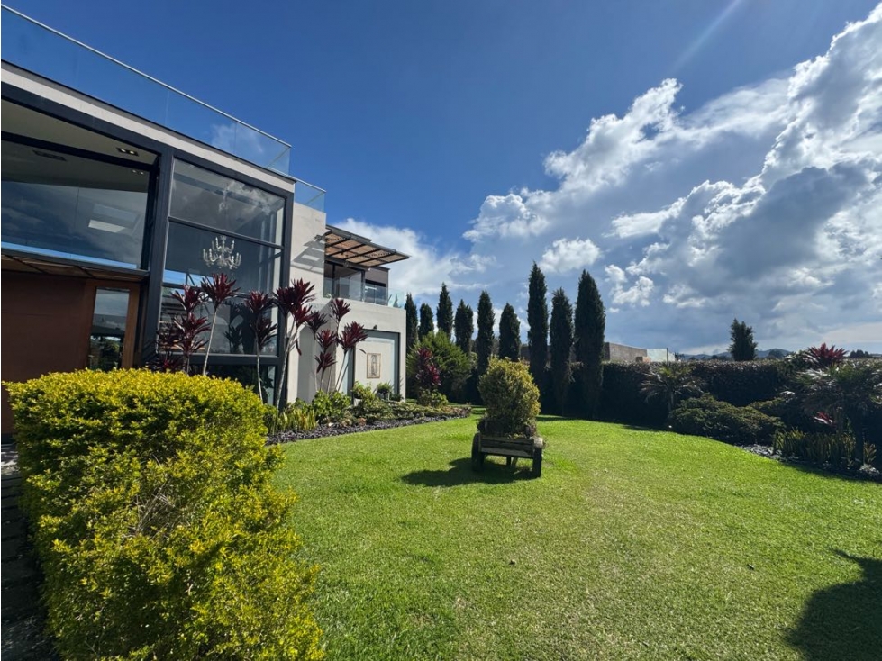 Venta casa campestre, unidad cerrada. Alto de Las Palmas, Ant. — foto 3