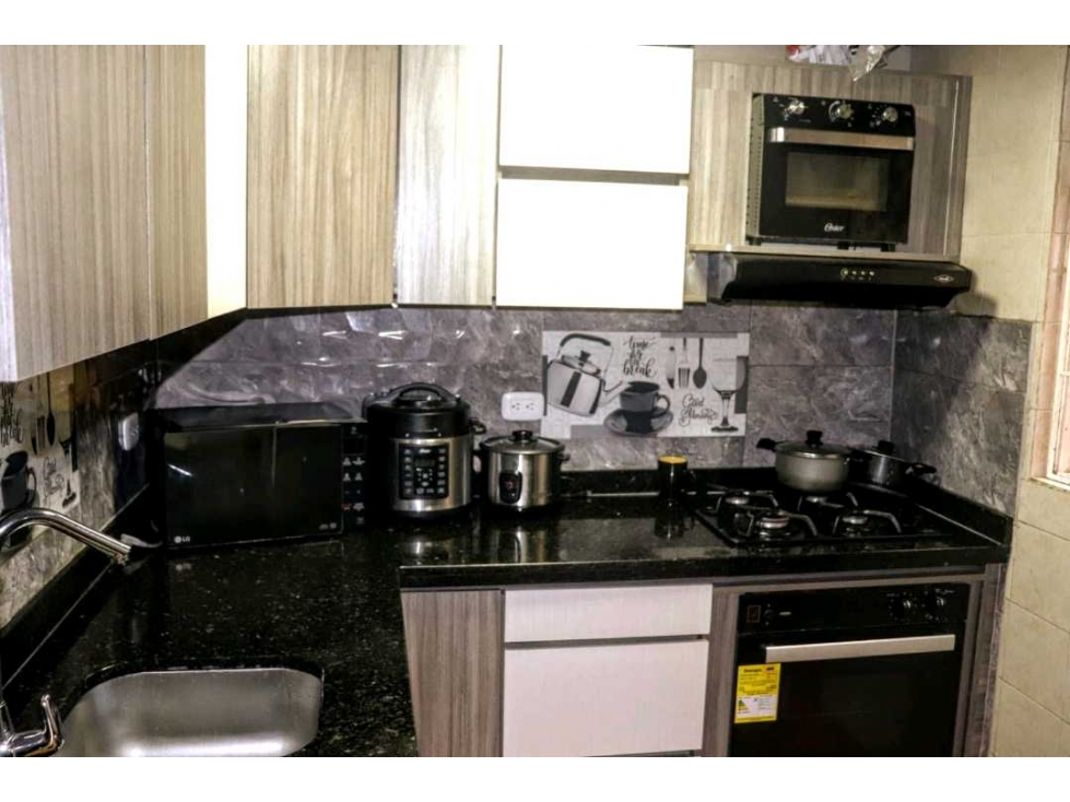 $450.000.000 COP? ¡Hermosa casa esquinera cerca al Mall Plaza — foto 2