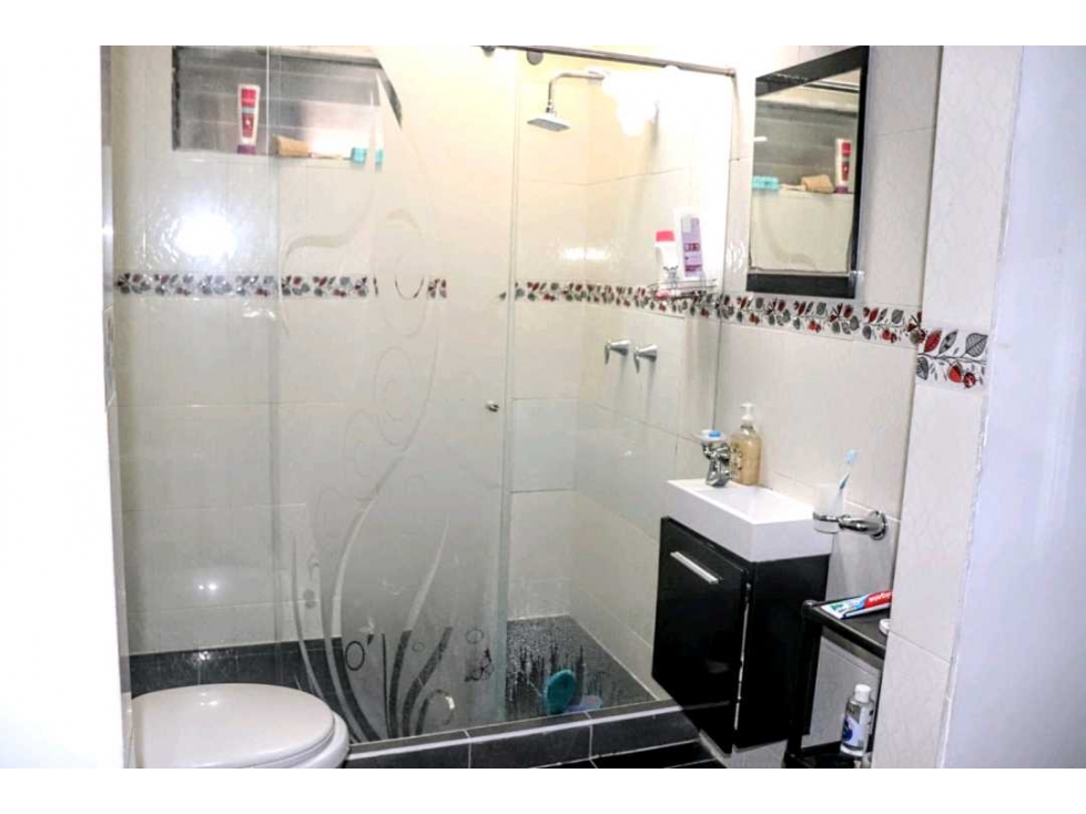 $450.000.000 COP? ¡Hermosa casa esquinera cerca al Mall Plaza — foto 4
