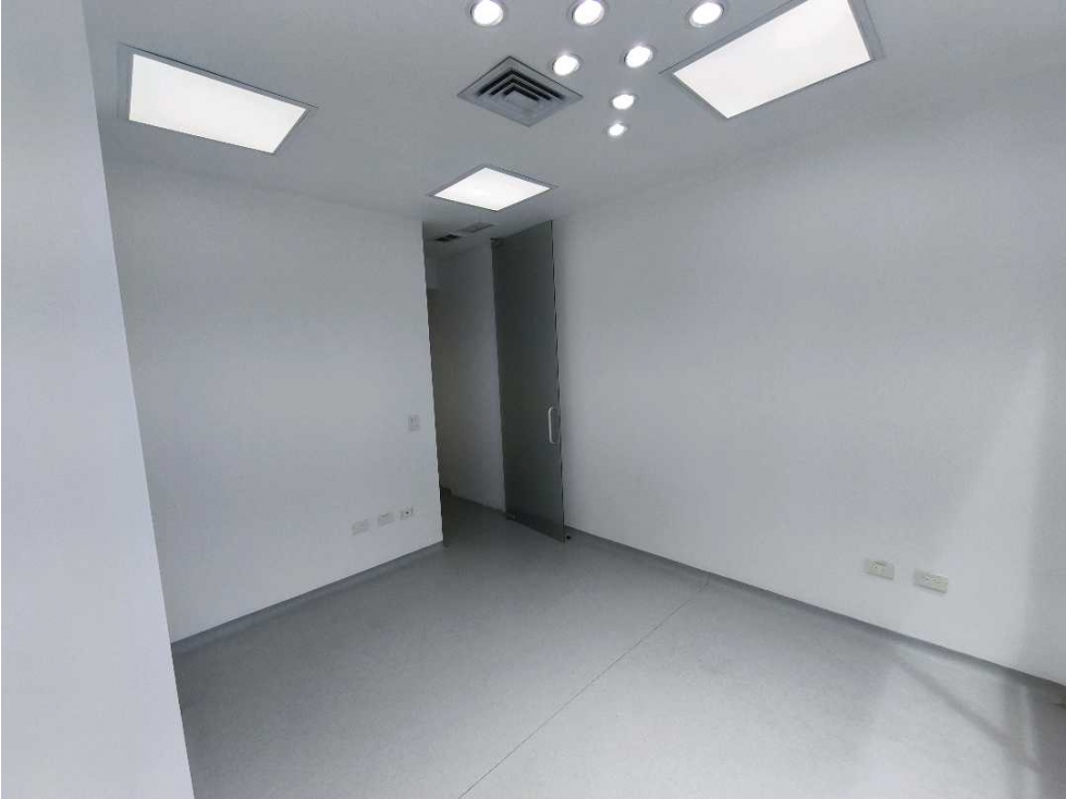 46m2 Oficina / local arriendo en El Poblado - 2