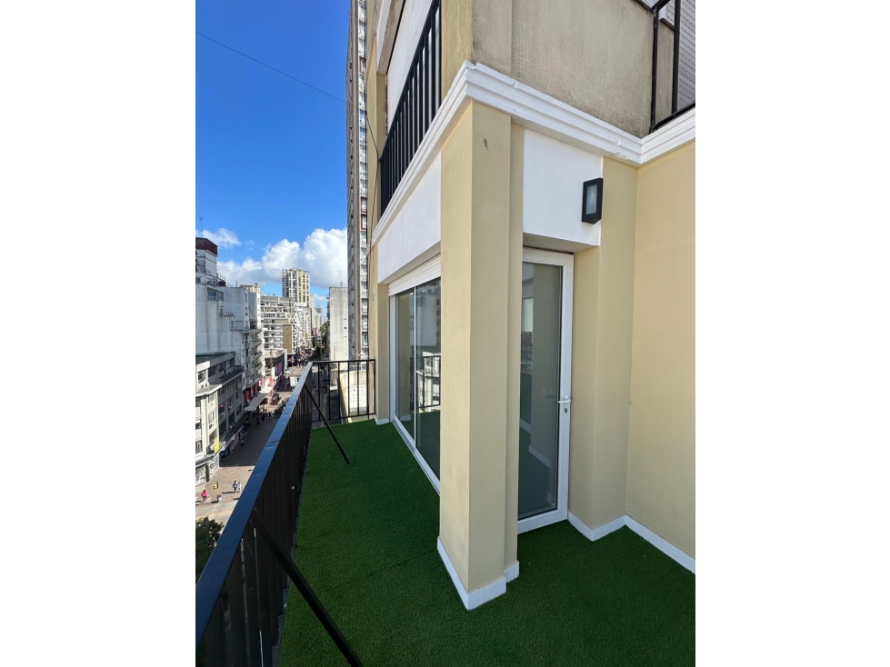 4 ambientes a la calle con balcon terraza y vista al mar — foto 3