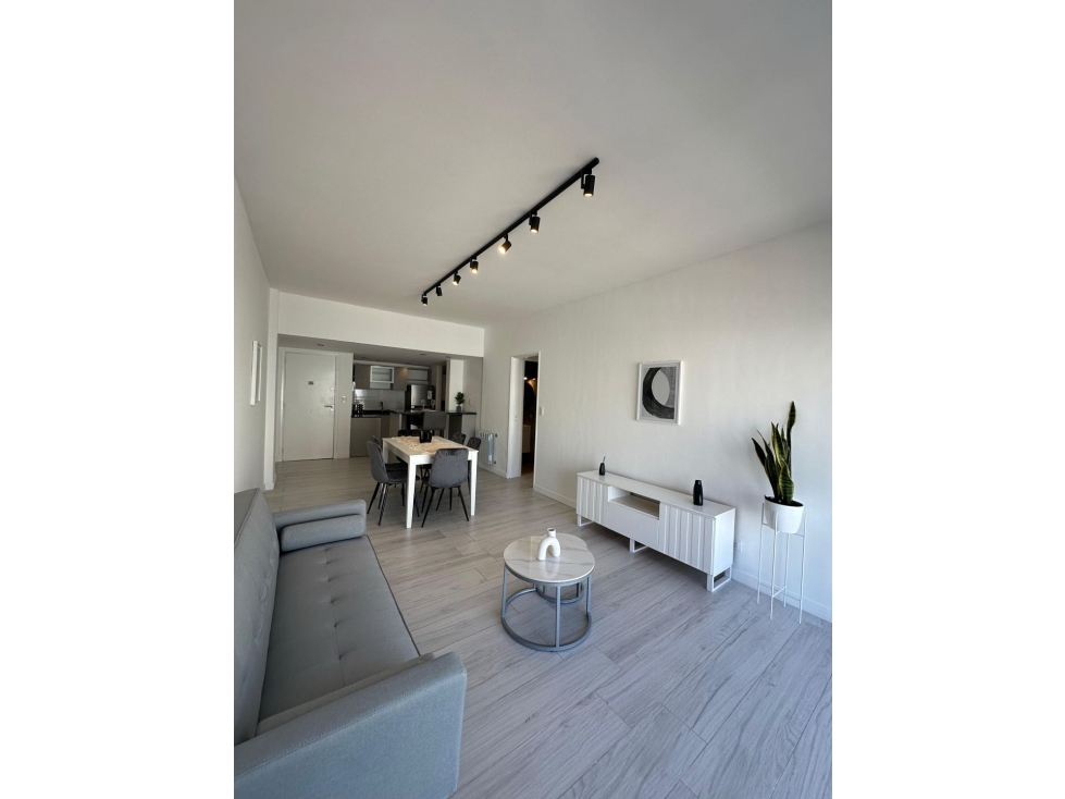 4 ambientes a la calle con balcon terraza y vista al mar — foto 4