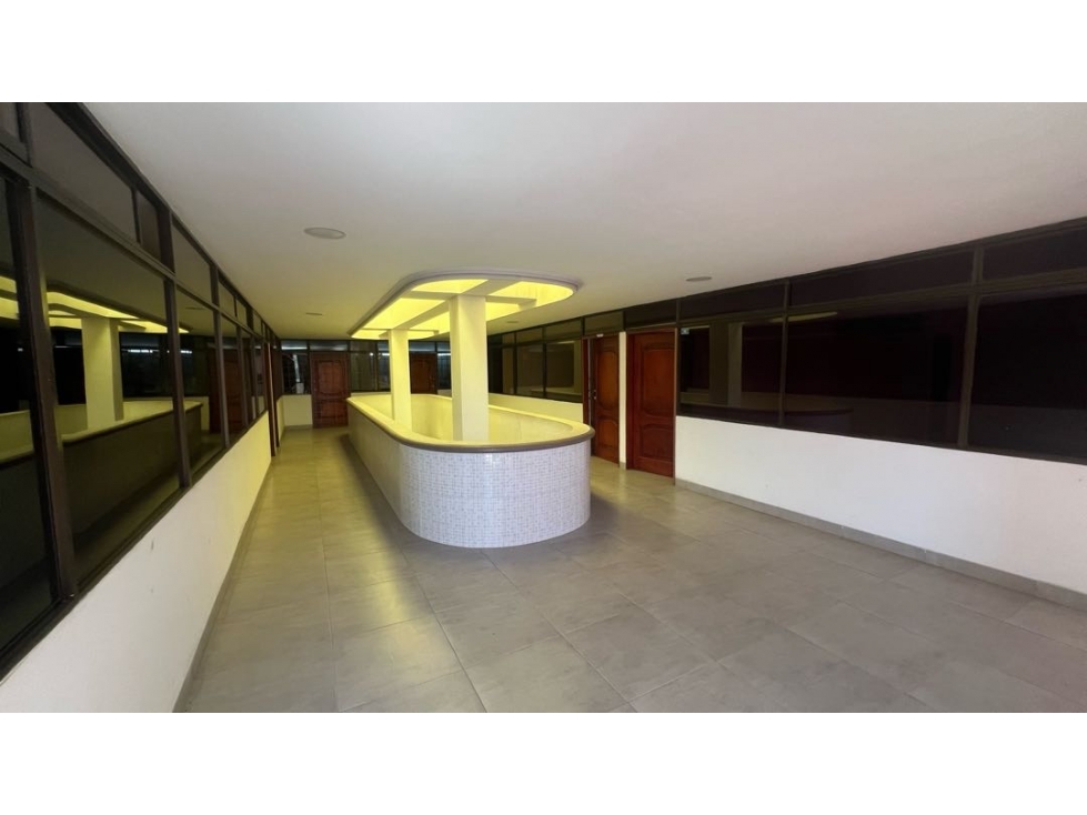 4 PISOS DE OFICINAS DISPONIBLES- CERCA BANCO DE LA REPUBLICA - 4