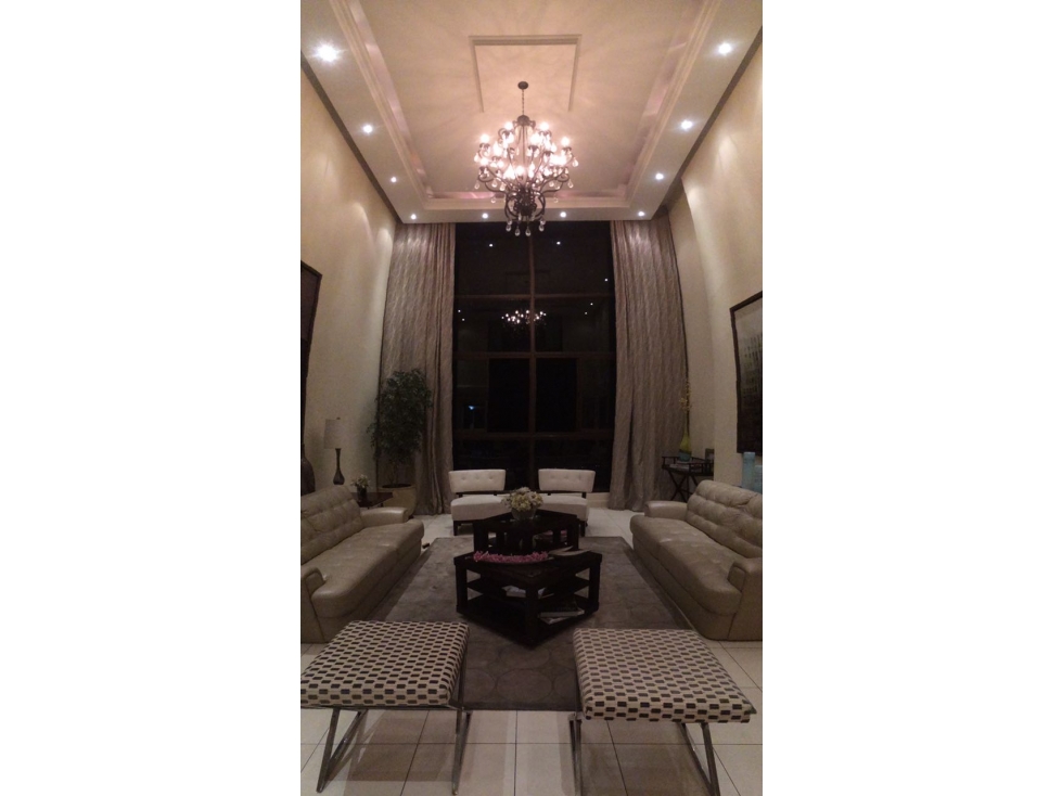 4-Bedroom Apartment in Coco del Mar — foto 2