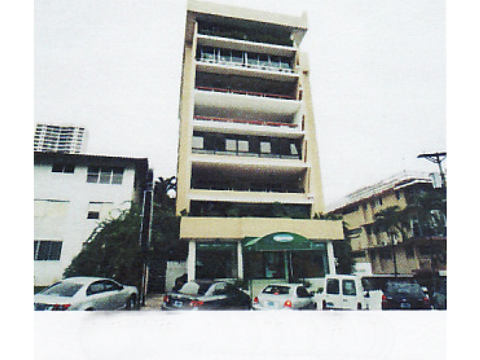 4-Bedroom Apartment in Obarrio