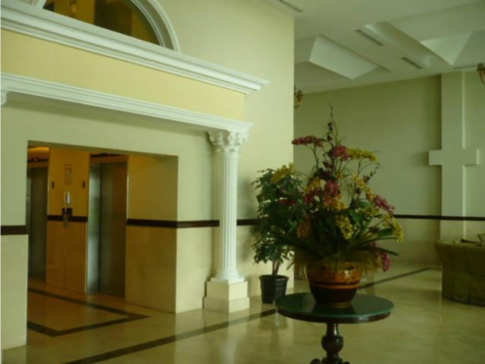 4-Bedroom Apartment in Punta Pacifica