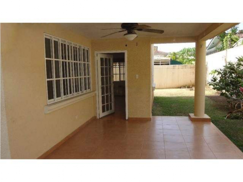 4-Bedroom House in Clayton — foto 5