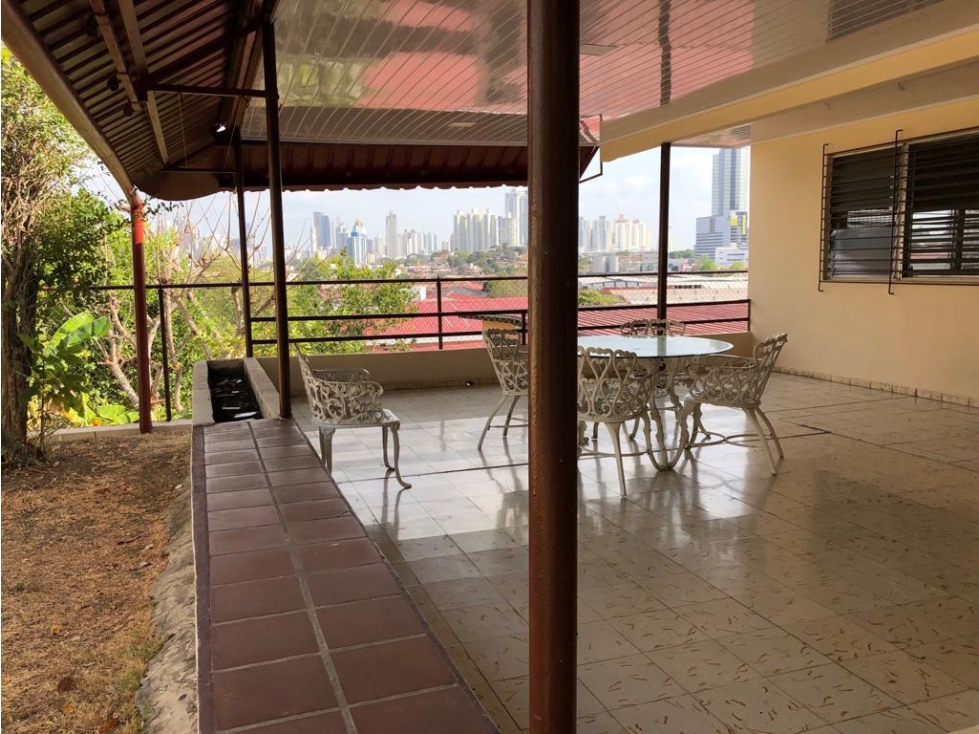 4-Bedroom House in El Dorado