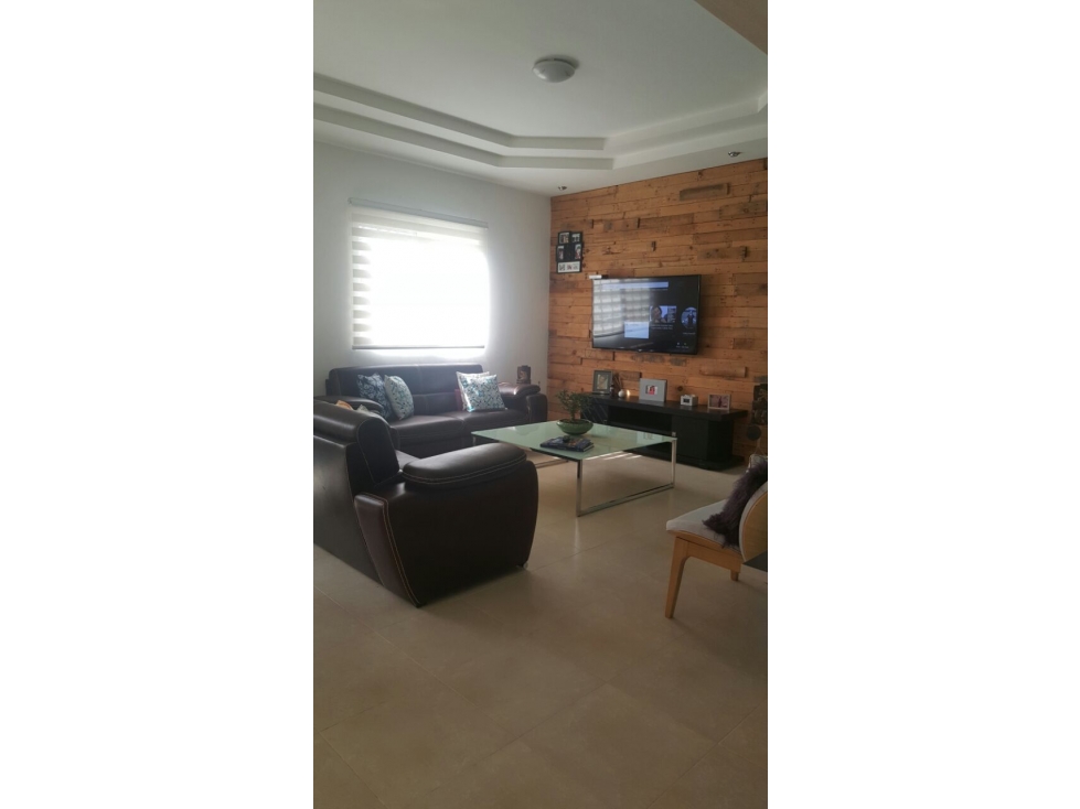 4-Bedroom House in Tumba Muerto — foto 3