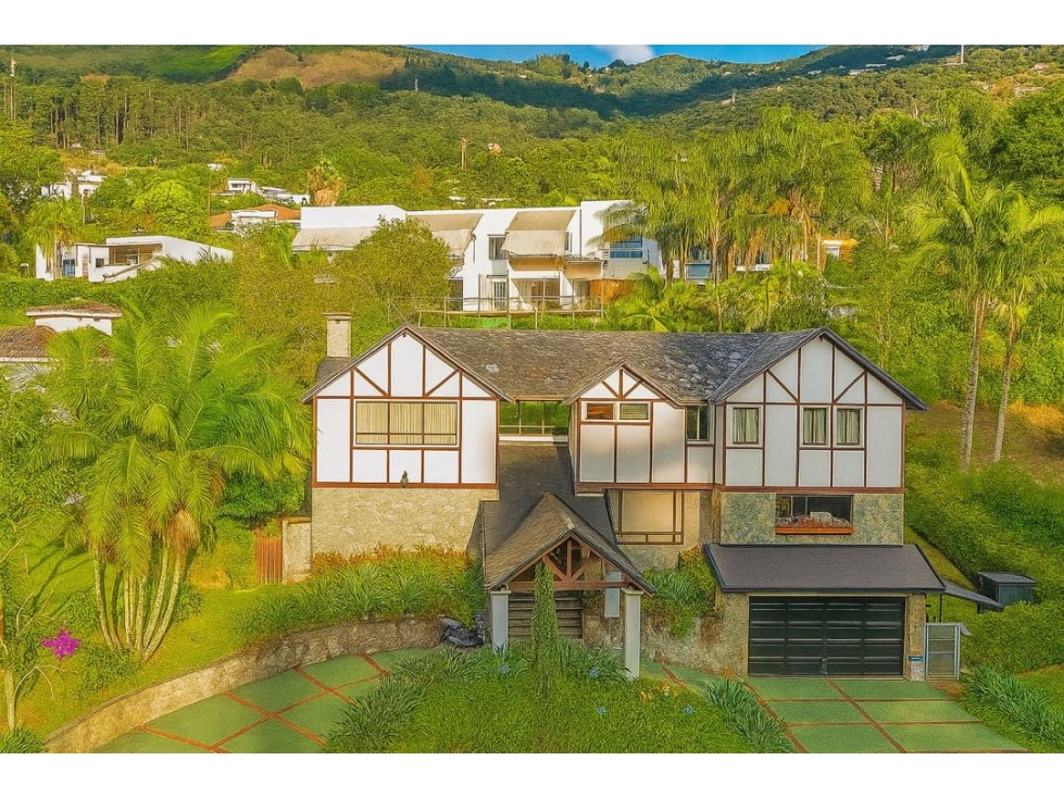 500m2Construidos y1.500m2 Lote-Casa en Arriendo en el Poblado — foto 3