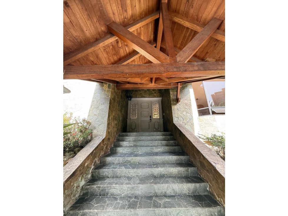 500m2Construidos y1.500m2 Lote-Casa en Arriendo en el Poblado — foto 4