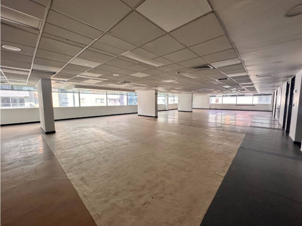 508m2 Oficina arriendo Medellin Ciudad del Rio — foto 5