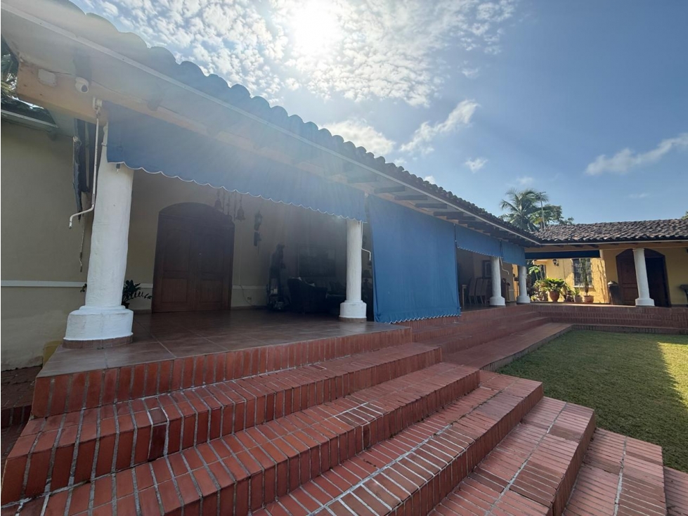 50-Hectare Agricultural Estate in Colón - 4