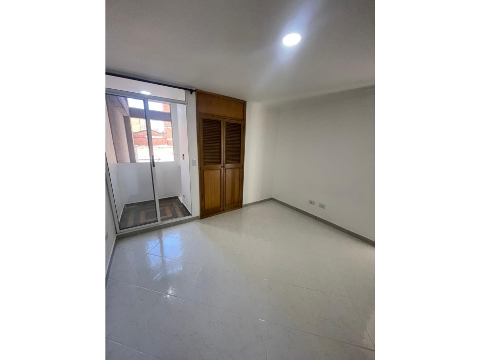 50M2 Apartamento en Arriendo Laureles Medellín - 6
