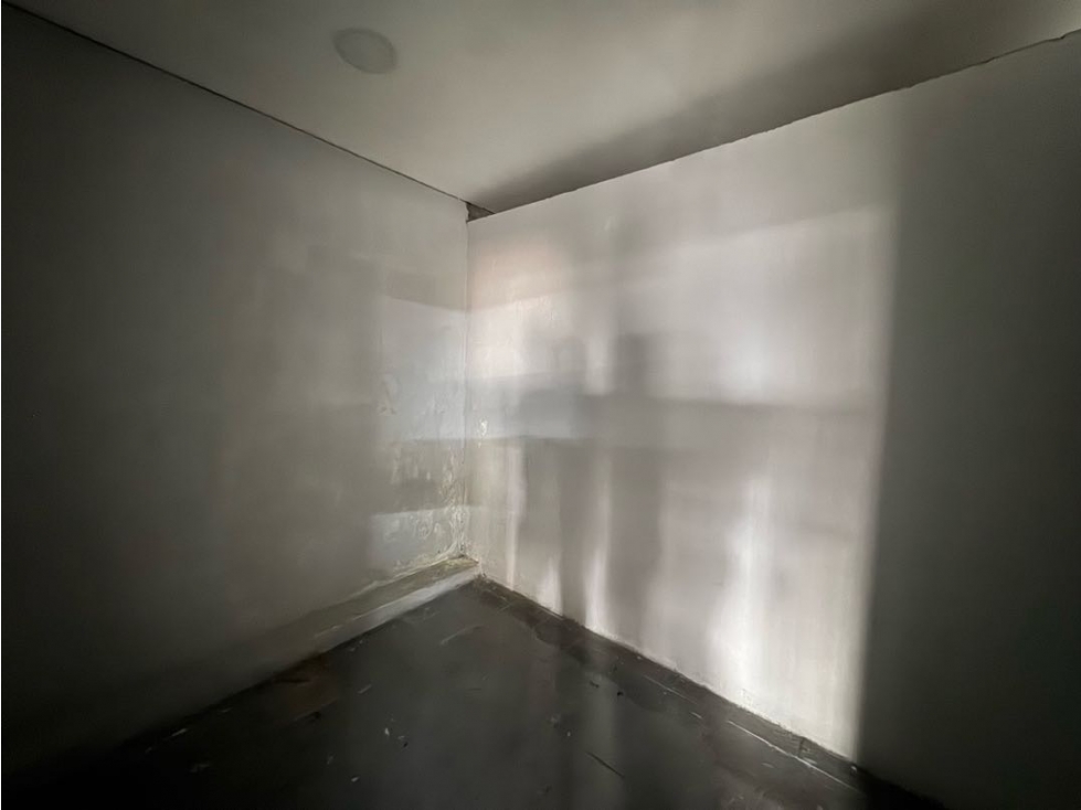 520m2 Arriendo bodega 3 er piso — foto 6