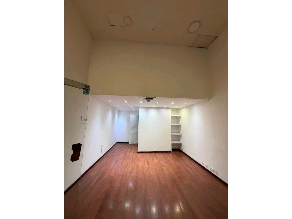 54m2 arriendo Local san Diego — foto 2