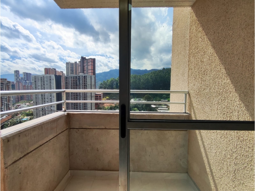 55 M2 Apartamento en arrendamiento en Sabaneta — foto 3