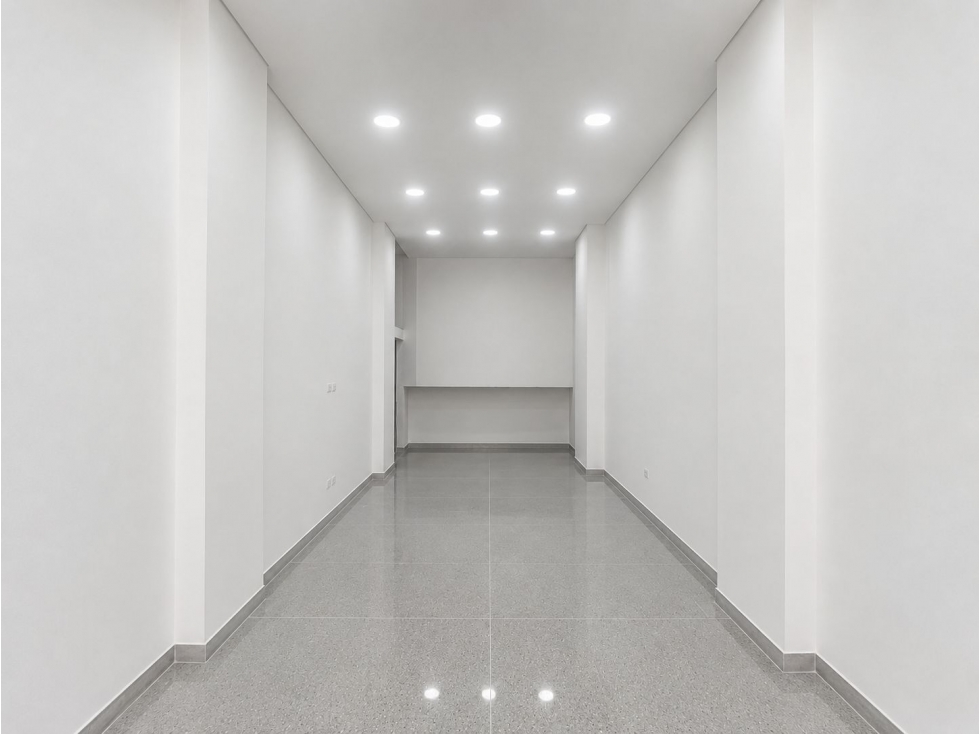 60 M2 arriendo local sabaneta