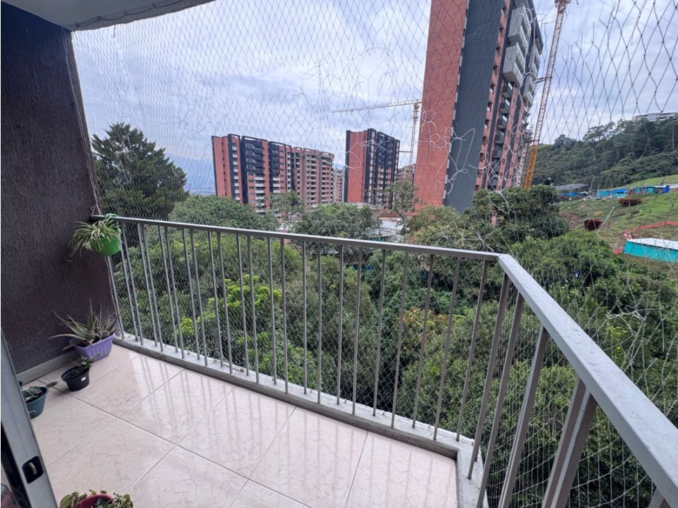 VENDO apto 63 mtr 3 alcobas sector CAMINO VERDE