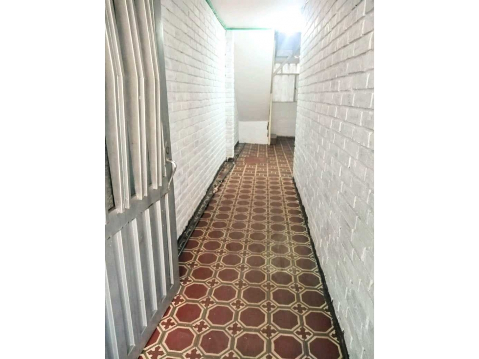 $650.000.000 COP (Negociables) Amplia Casa de 3 Niveles Madrid - 5