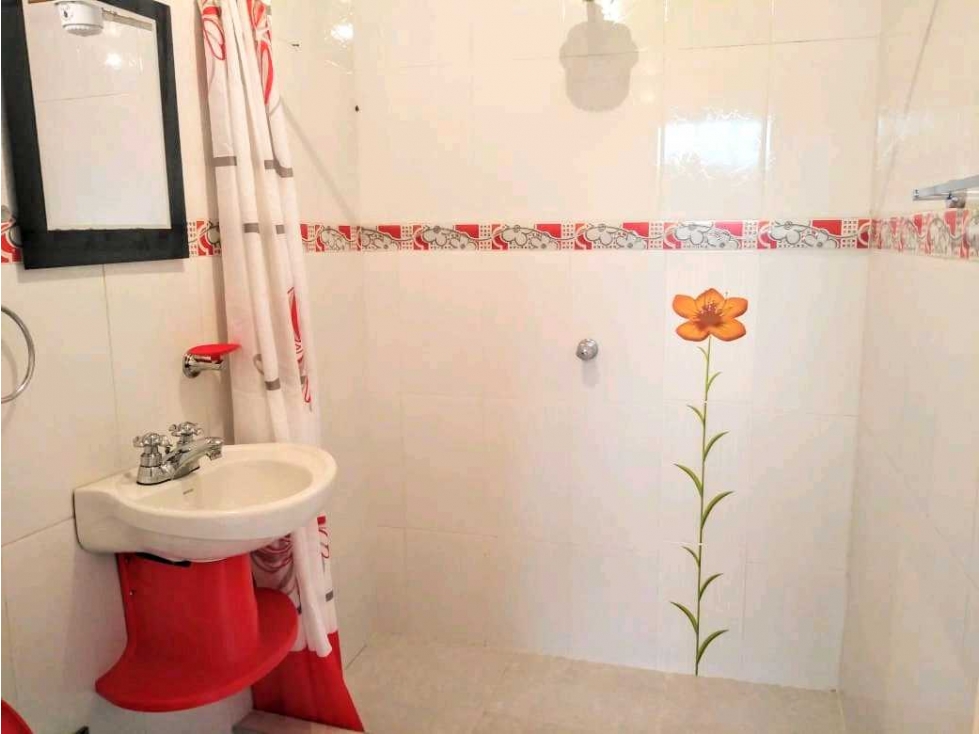 $650.000.000 COP (Negociables) Amplia Casa de 3 Niveles Madrid - 6