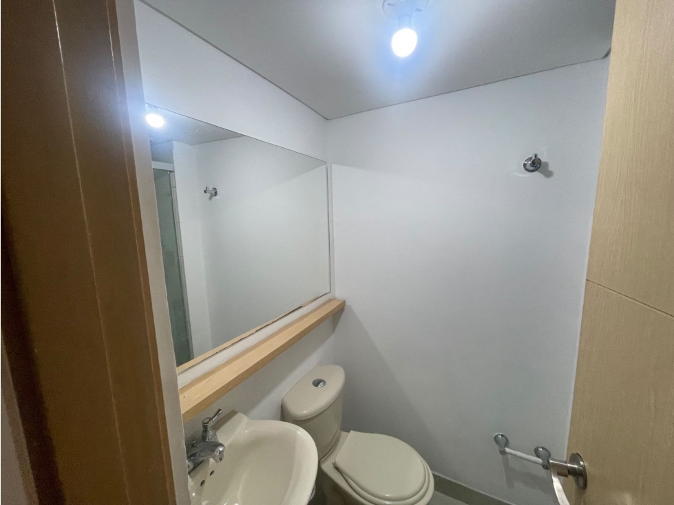 65M2 Apartamento en Arrendamiento Sabaneta — foto 3