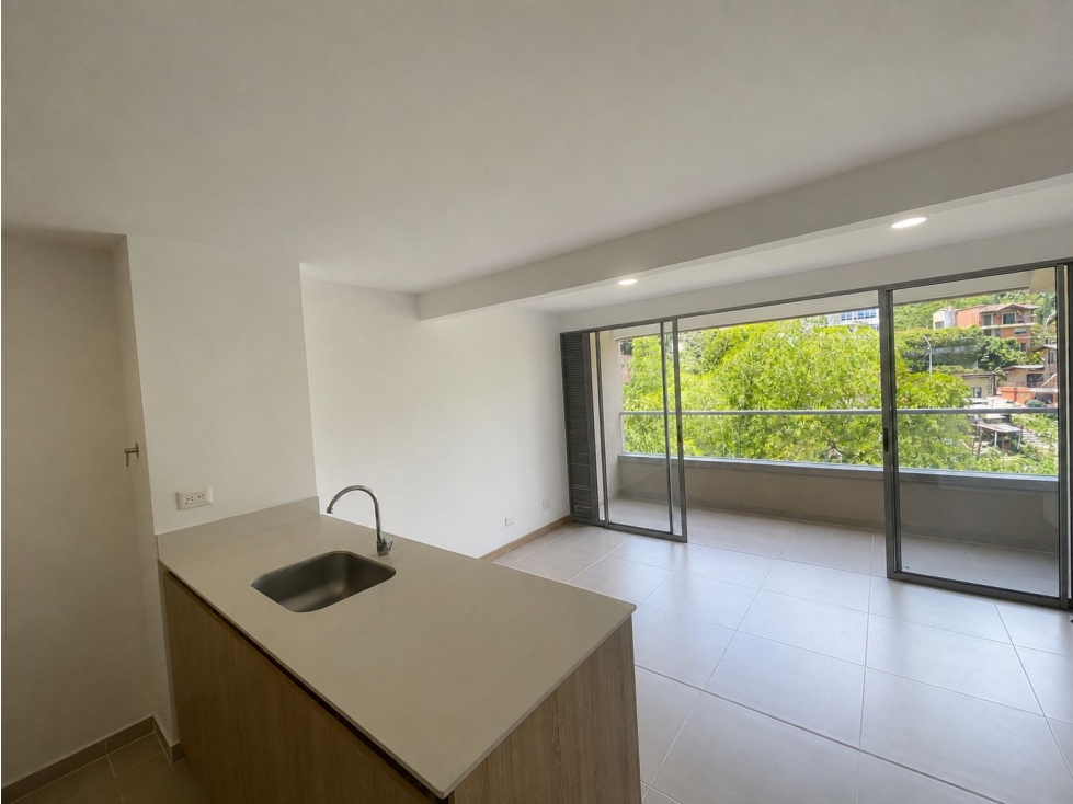 65m2 apartamento en arriendo Loma de Brujas Envigado — foto 3