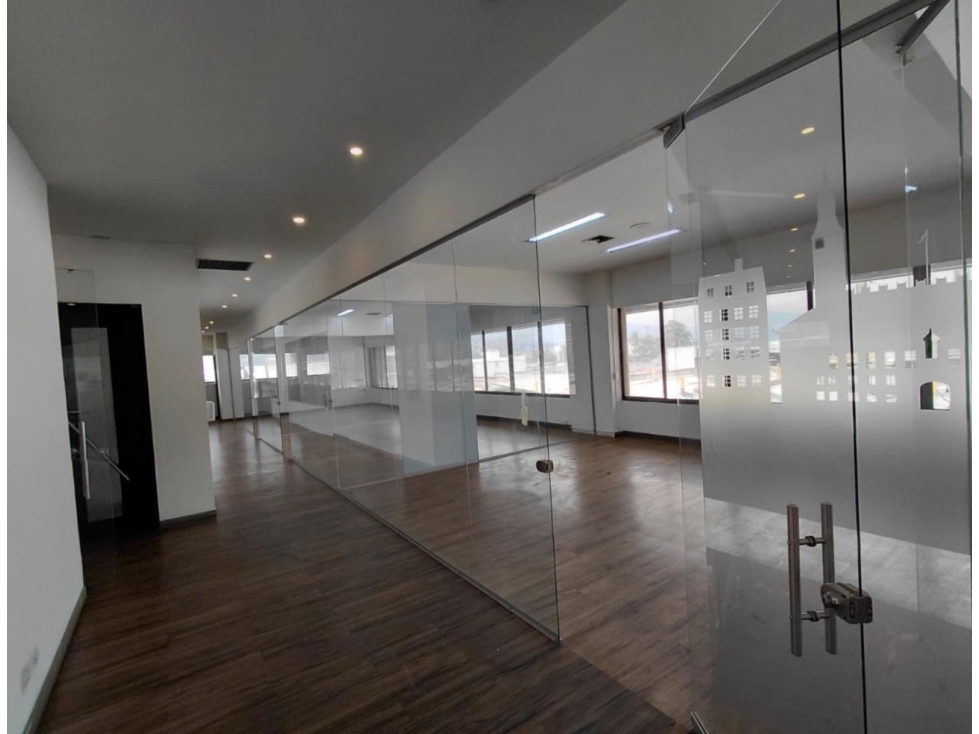 681m2 arriendo oficina Itagüí - 2