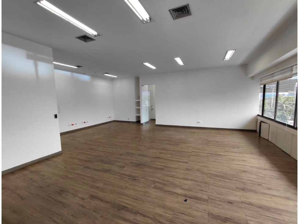 681m2 arriendo oficina Itagüí - 4