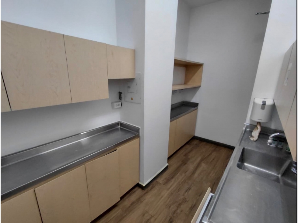 681m2 arriendo oficina Itagüí - 5