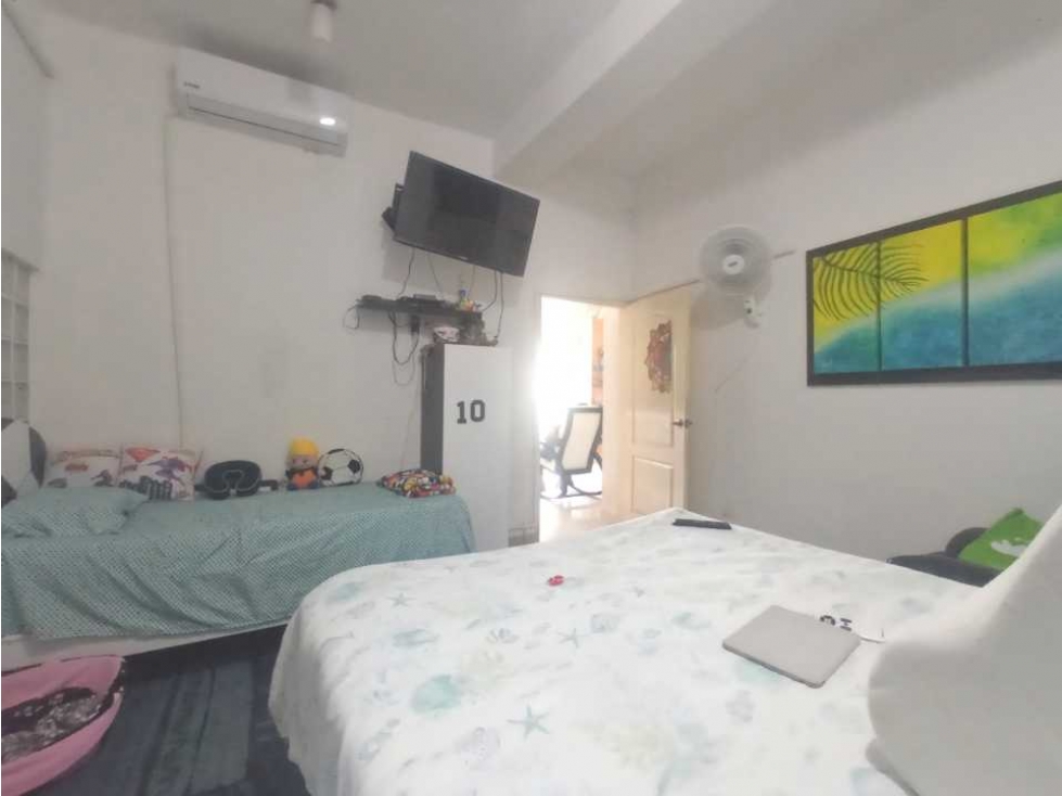 EDIFICIO DE 3 PISOS PARA VENTA EN MANGA - 5