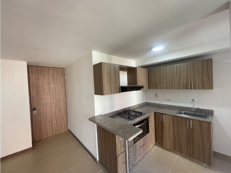 71M2 apartamento en arrendamiento Suramérica Itagui — foto 2
