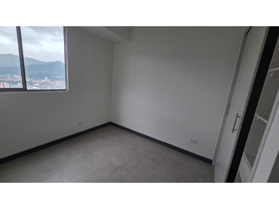 73m2 Apartamento en arriendo Sabaneta — foto 2
