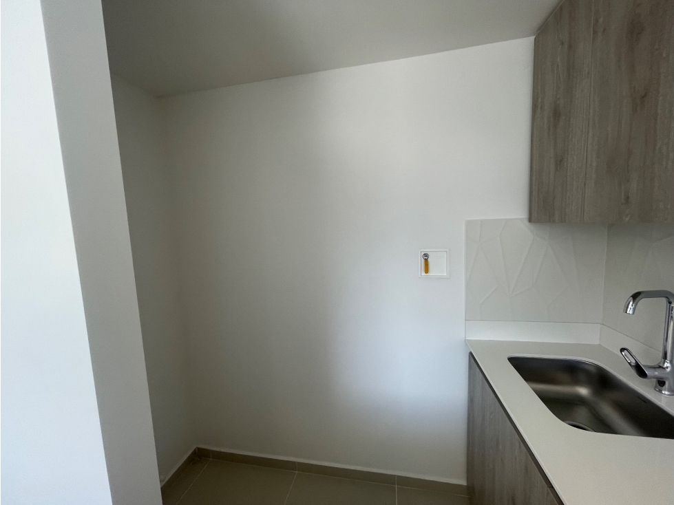 74M2 Apartamento en arriendo Ciudad Coltejer Itagui — foto 4