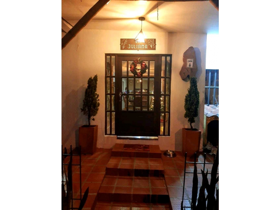 $750.000.000 COP Encantadora Casa Campestre en Venta en La Aurora