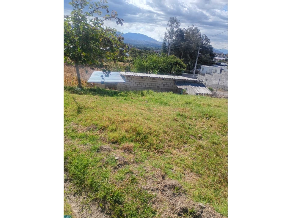 640mil Venta Terreno plano, Tumbaco 6300m2 acceso a vias — foto 2