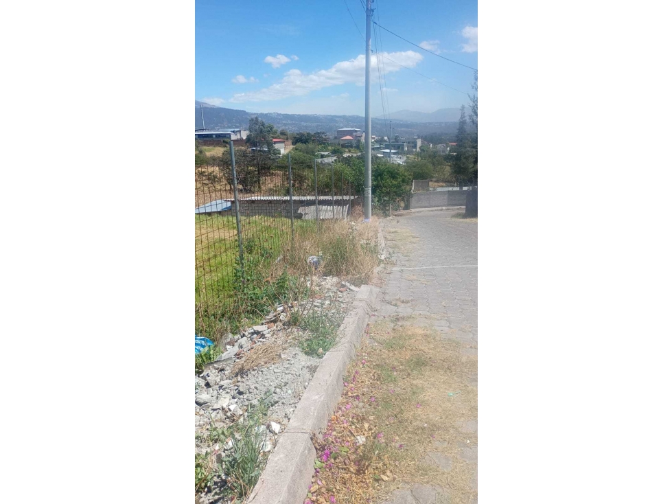 640mil Venta Terreno plano, Tumbaco 6300m2 acceso a vias — foto 6